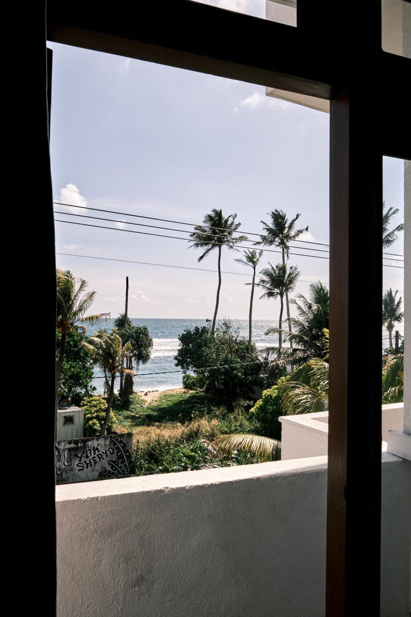 Ruma Surf Hotel Ahangama Exterior foto